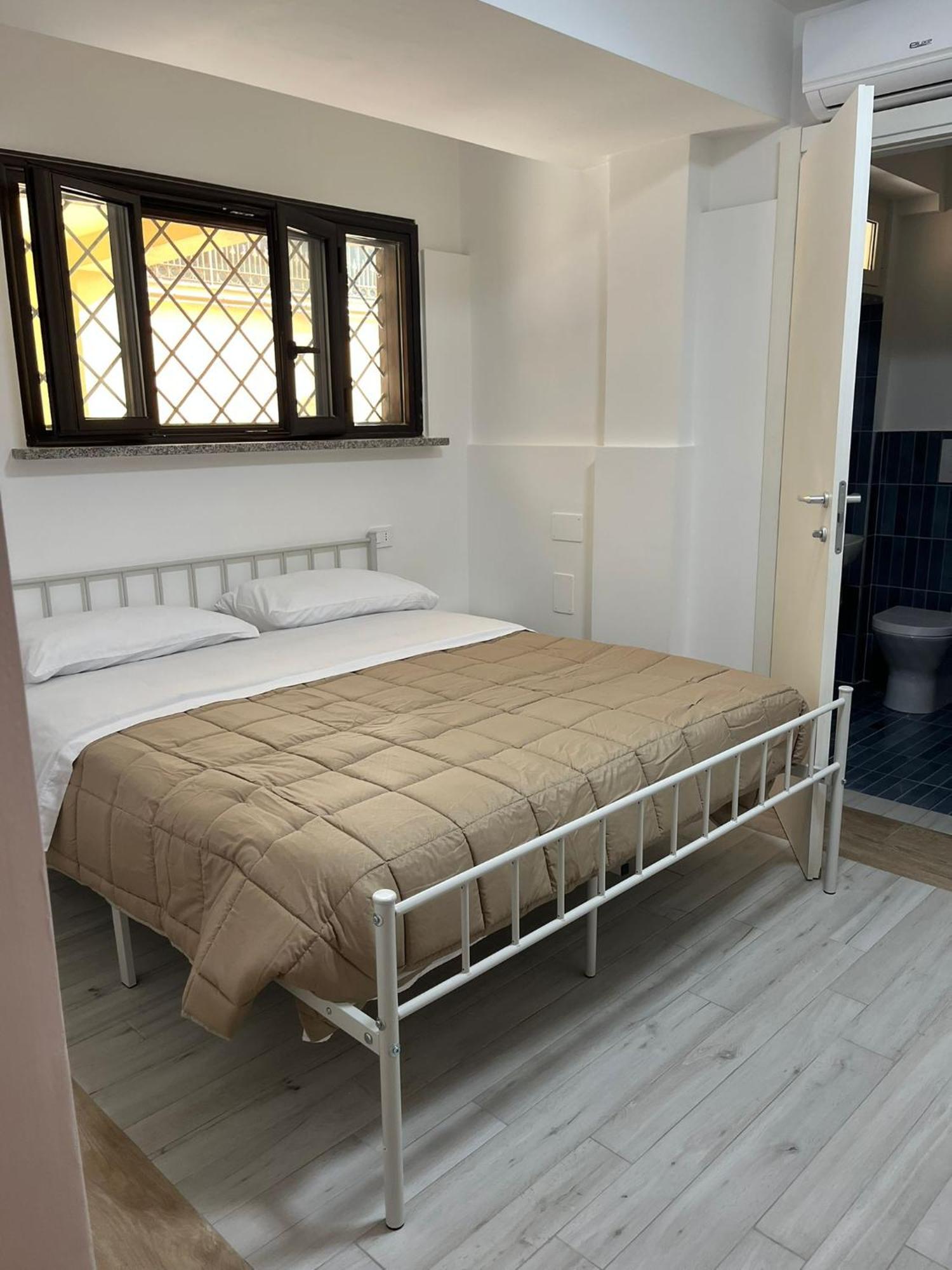 Aurora Rooms Pomigliano d'Arco Esterno foto