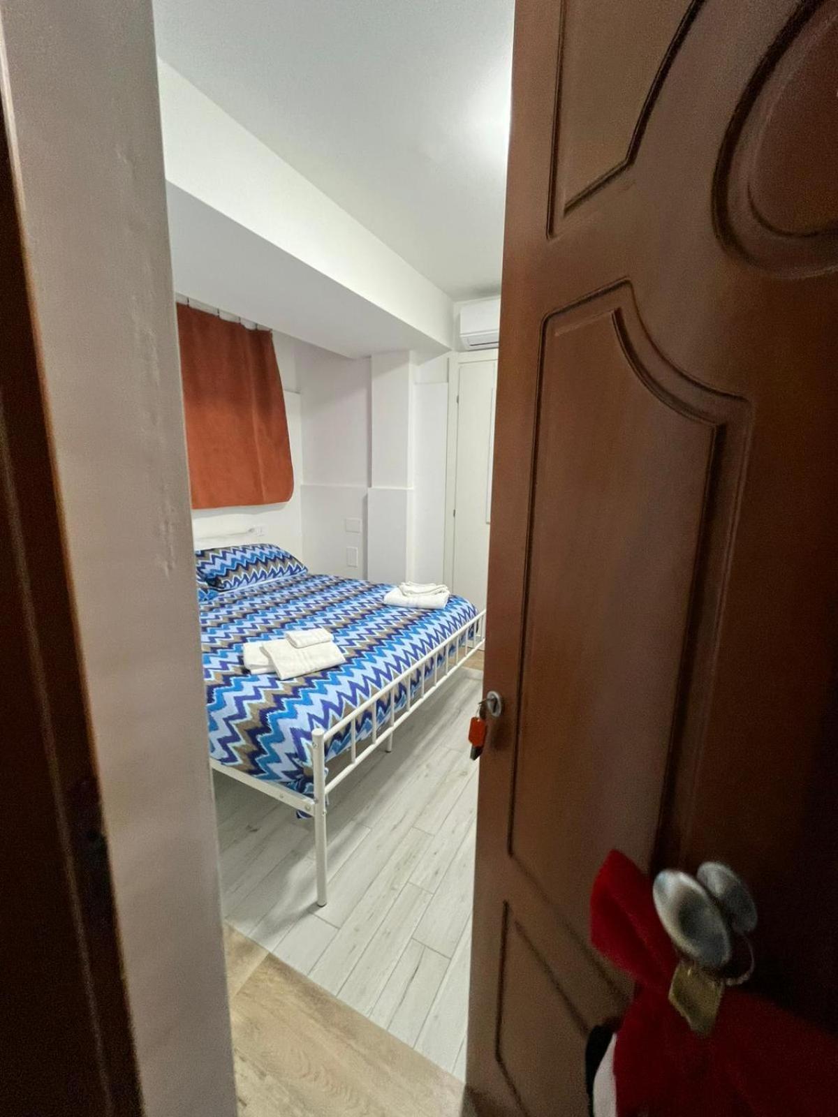 Aurora Rooms Pomigliano d'Arco Esterno foto